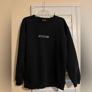 Black Sweatshirt PRETTYLITTLETHING